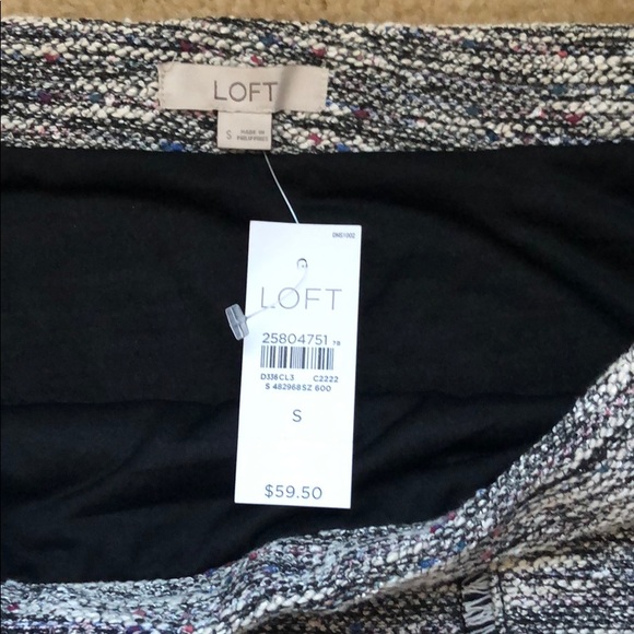 NWT LOFT Skirt! - Picture 4 of 4